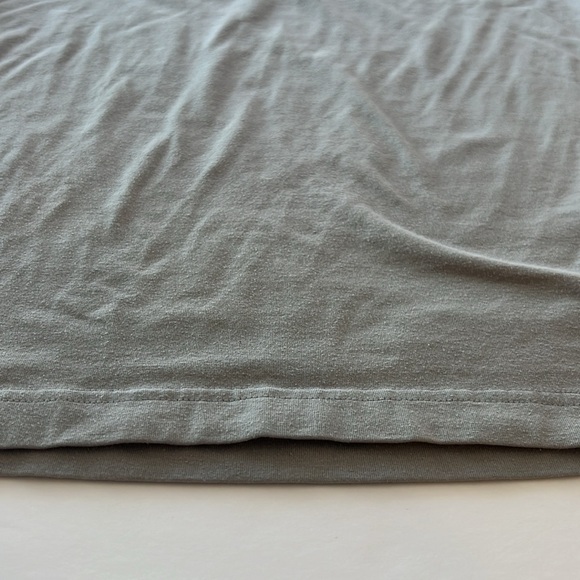 Under Armour Grey & Black Graphic Print T-Shirtl, small - Picture 6 of 6